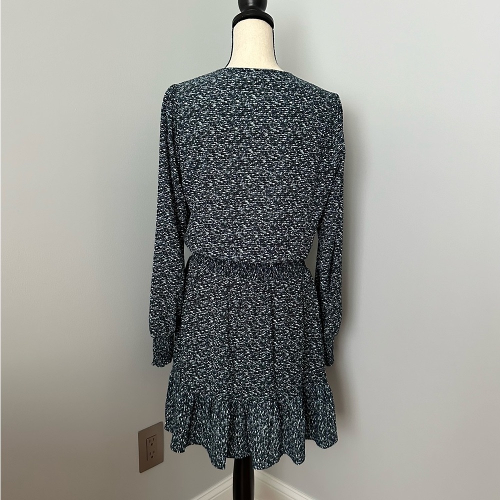 MICHAEL MICHAEL KORS SMOCKED PRINT RUFFLE DRESS - Picture 5 of 7